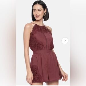 AMERICAN EAGLE LACE  HIGH NECK  ROMPER